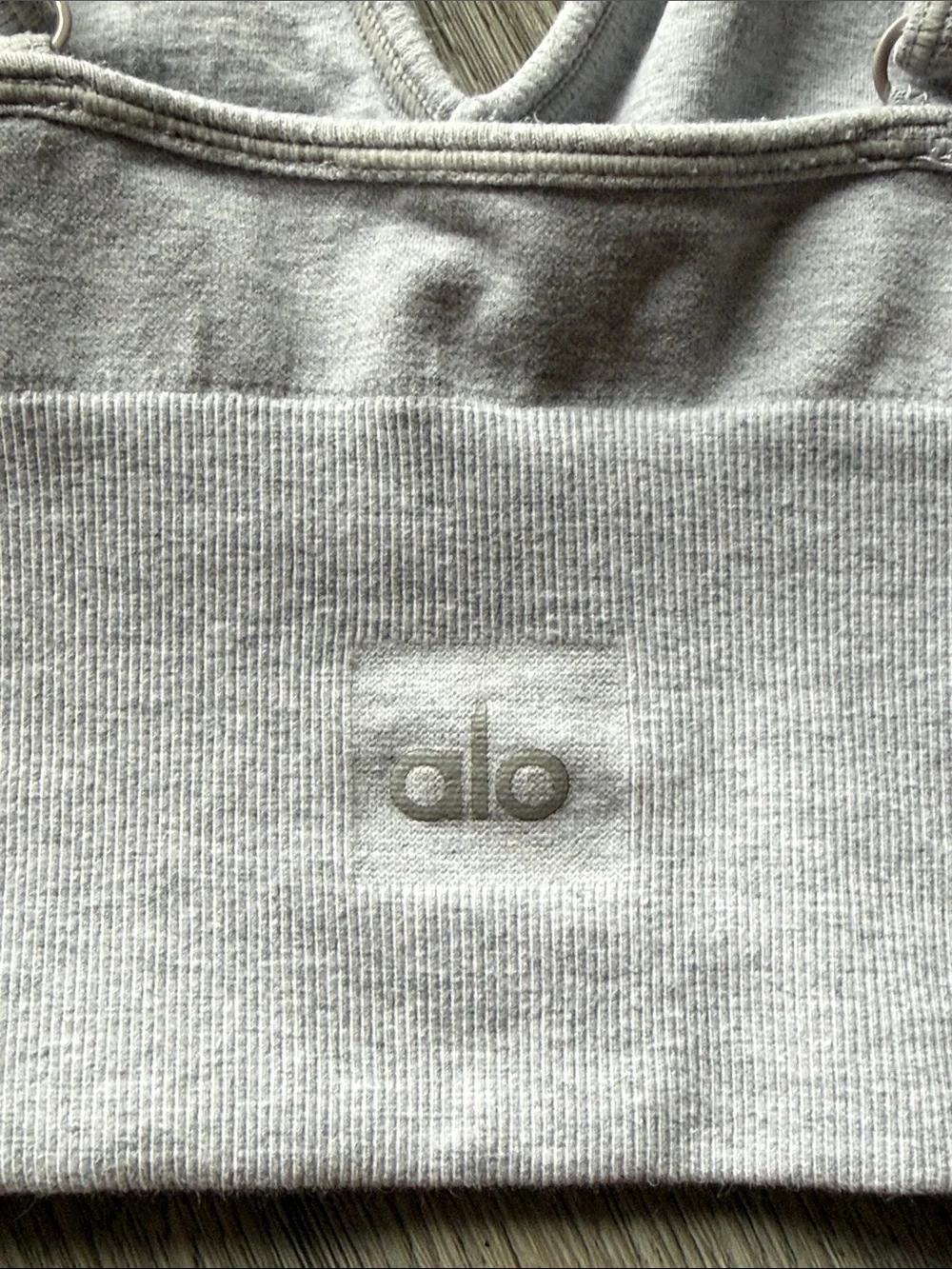 ALO Yoga euc smoke